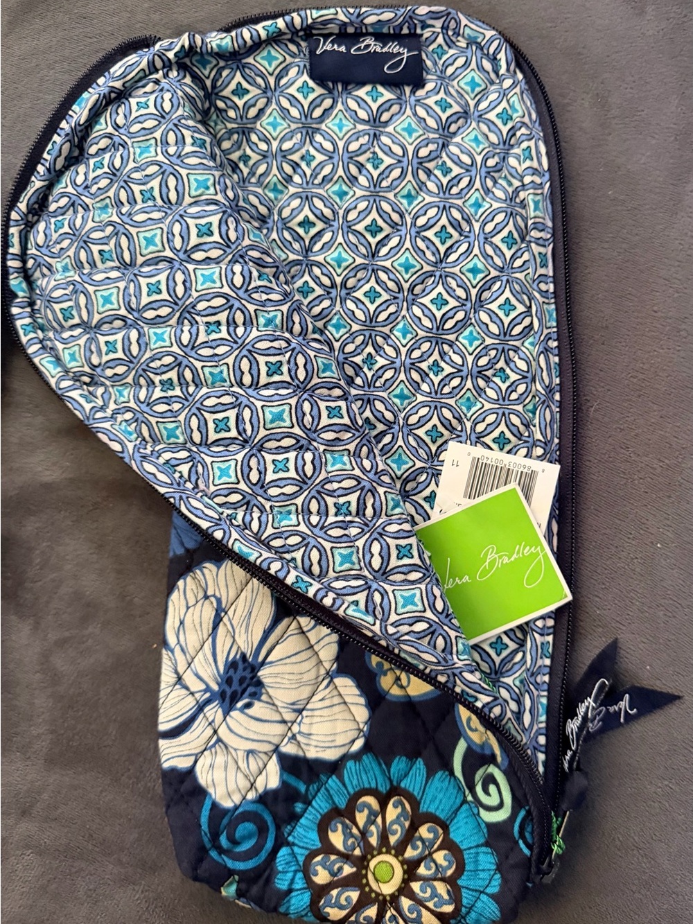 NWT Vera Bradley Mod Floral Blue Design Zip Around Closure Travel Pouch